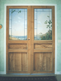 Double door fake wood and trompe l'oeil